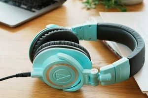 Audio-Technica ATH-M50xIB Ограниченная серия наушников нового поколения фото