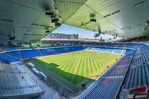 Самый большой стадион в Швейцарии возлагается на линейные массивы RCF HL фото