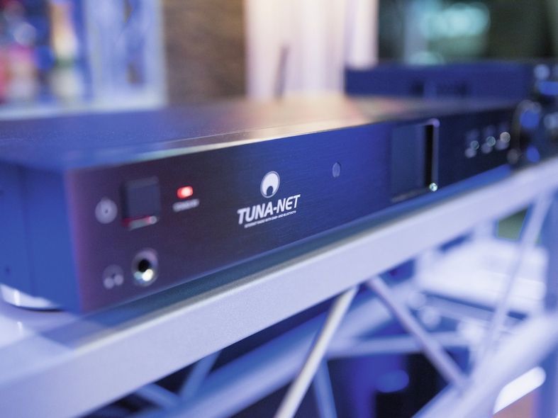 Проигрыватель интернет-радио OMNITRONIC TUNA-NET 19 OM-1115 фото