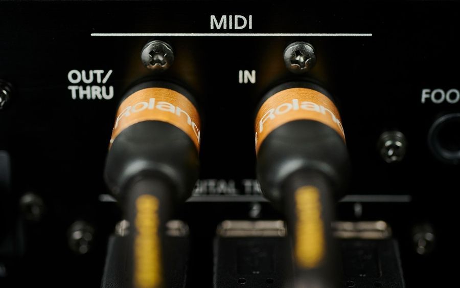 MIDI кабель Roland RMIDI-G5 RO-2409 фото