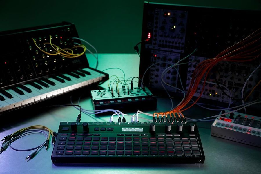 KORG SQ-64 Шаговый секвенсор KO-0162 фото