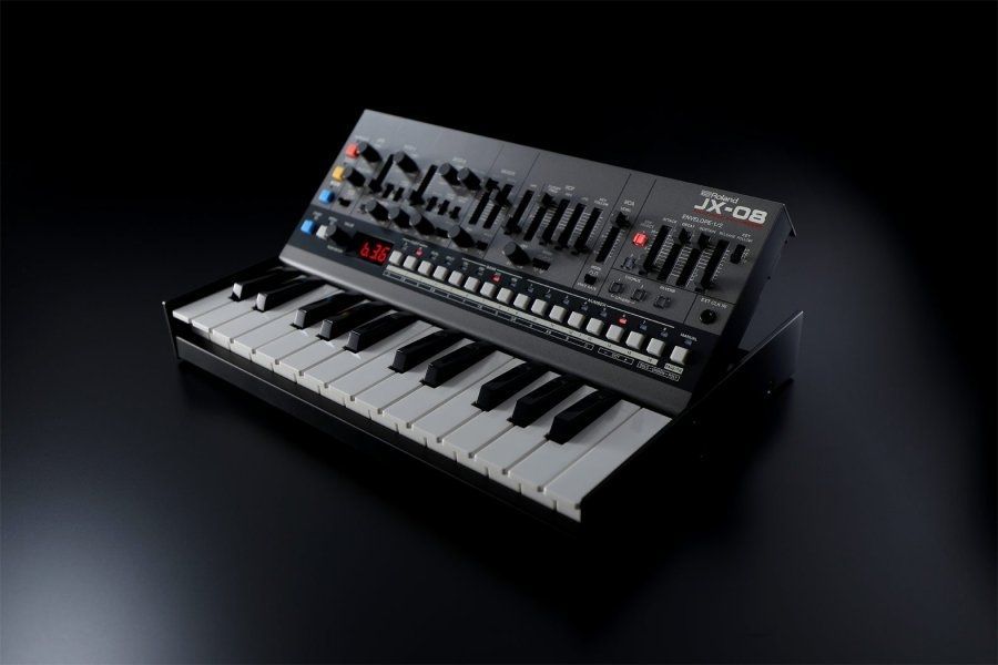 Синтезатор Roland JX-08 RO-2852 фото