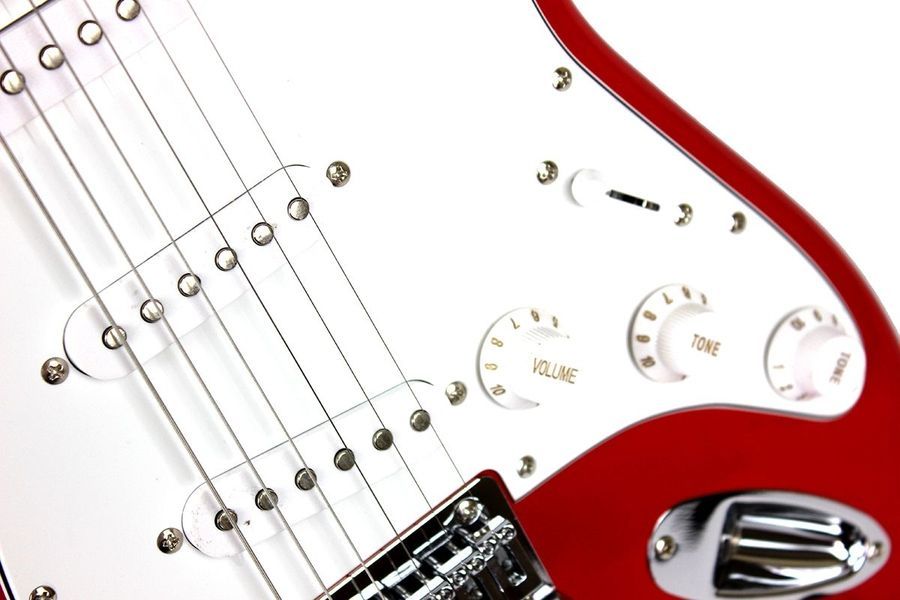 SQUIER by FENDER MM STRAT HT RED Электрогитара SQ-0042 фото