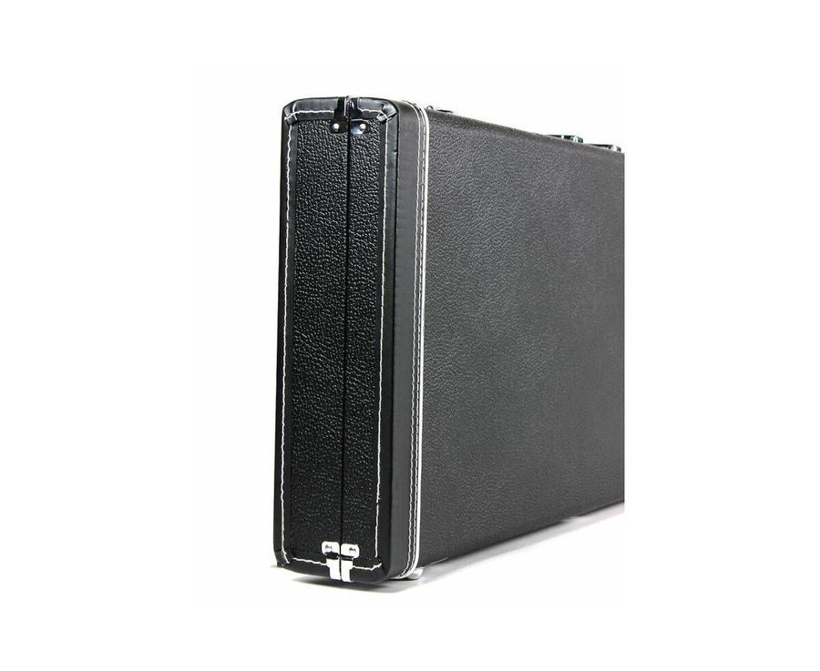 FENDER CLASSIC SERIES CASE FOR P/J BASS Кейс для бас-гітари FE-0278 фото