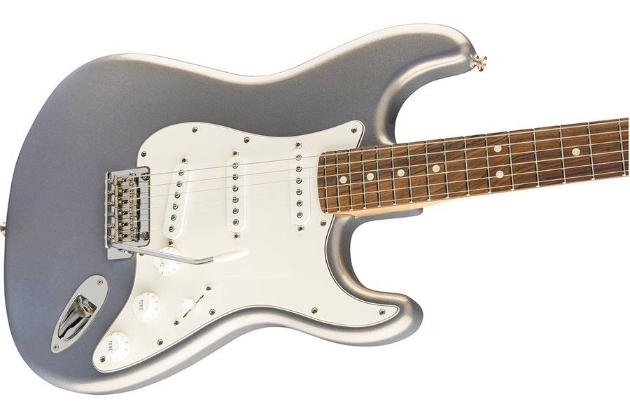 FENDER PLAYER STRATOCASTER PAU FERRO FINGERBOARD SILVER Электрогитара FE-0529 фото