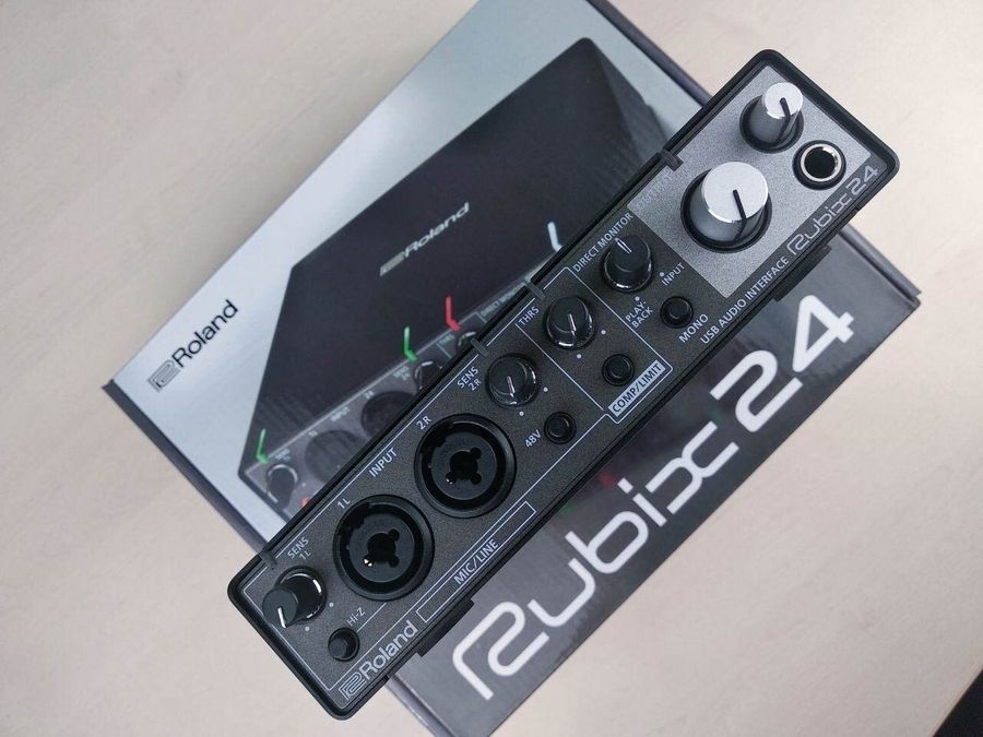 Аудіоінтерфейс Roland Rubix 24 USB RO-2293 фото