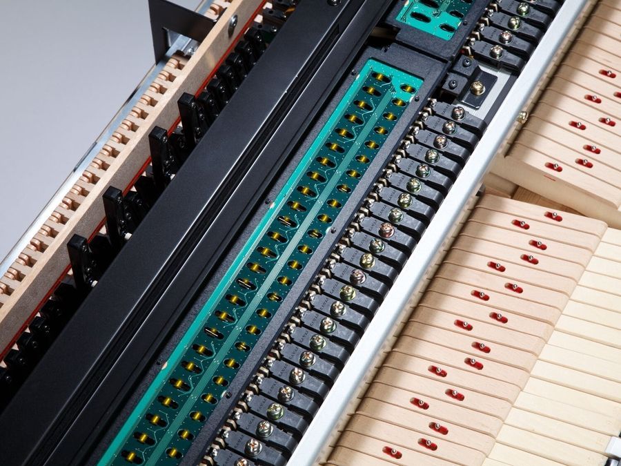 Гибридный рояль Kawai Novus NV10 KA-0114 фото