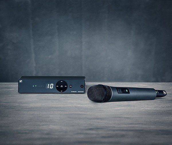 Радіосистема SENNHEISER XSW 1-825-B SE-0071 фото