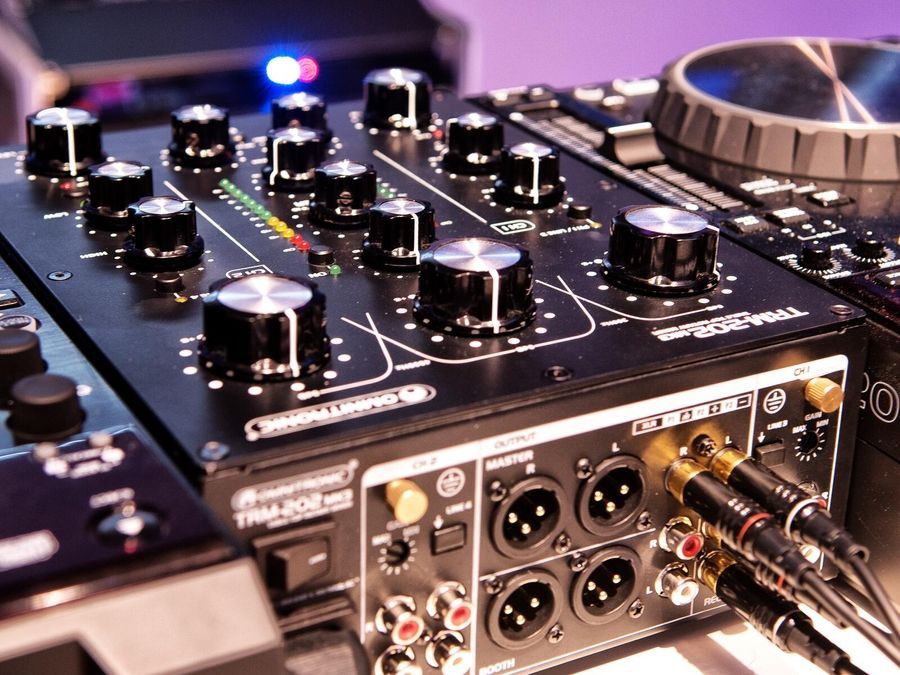 DJ мікшер OMNITRONIC TRM-202MK3 OM-0138 фото