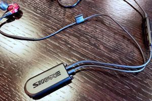 Новый Bluetooth-адаптер для наушников Shure с блоком дистанционного управления фото