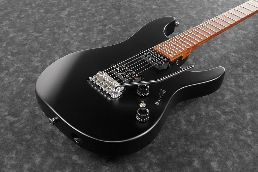 IBANEZ AZ2402-BKF Электрогитара IB-0075 фото