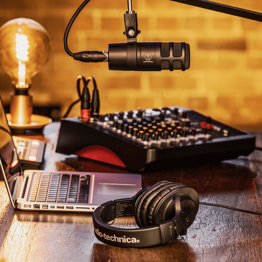 Студийный микрофон Audio-Technica AT2040 AT-1021 фото