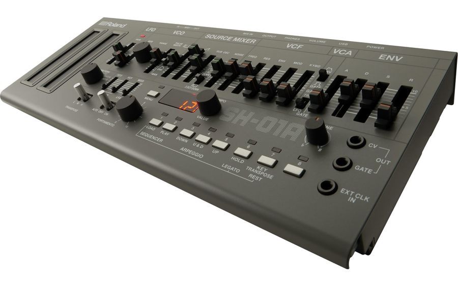 Синтезатор Roland SH-01A RO-2310 фото