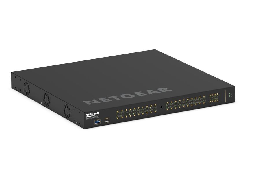 Комутатор NETGEAR M4250-40G8F-PoE+ (GSM4248P) 40x1GE PoE+(480W), 8xSFP, AV Line керований L2 GSM4248P-100EUS фото