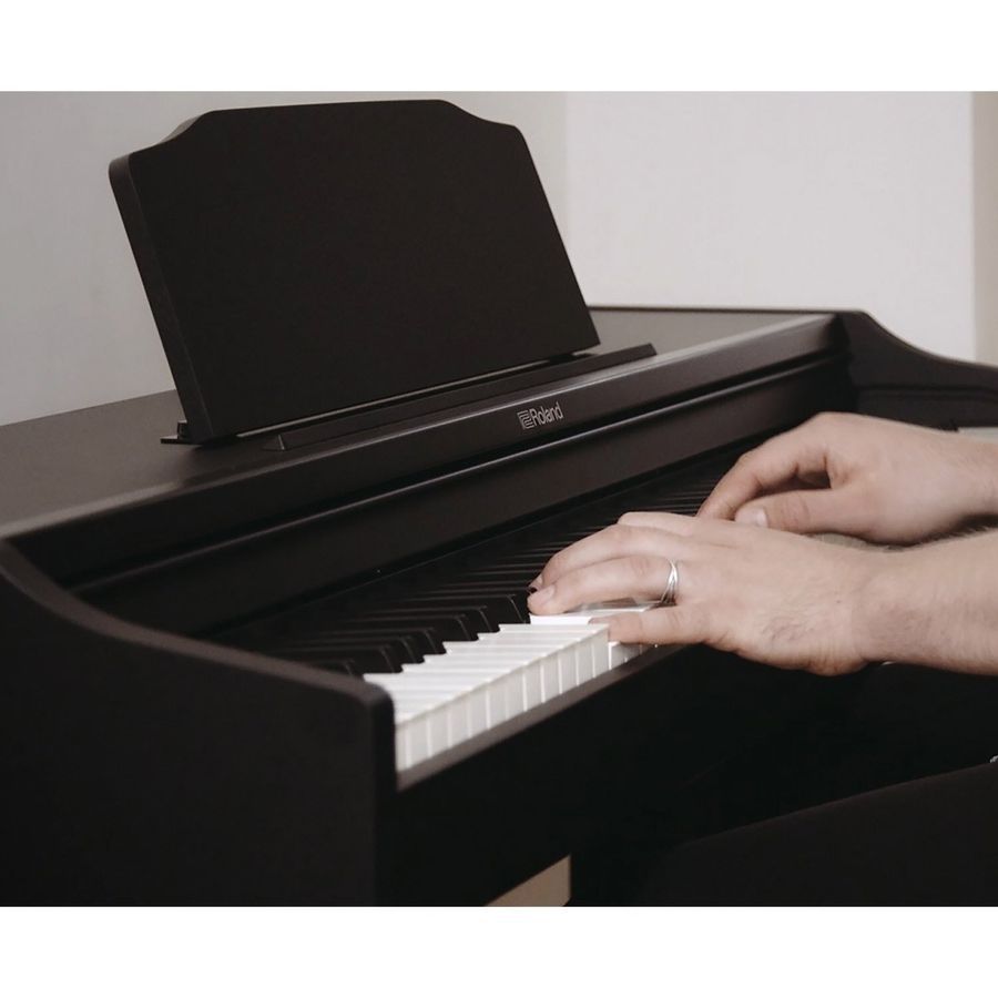 Цифрове фортепіано Roland RP102BK RO-2321 фото