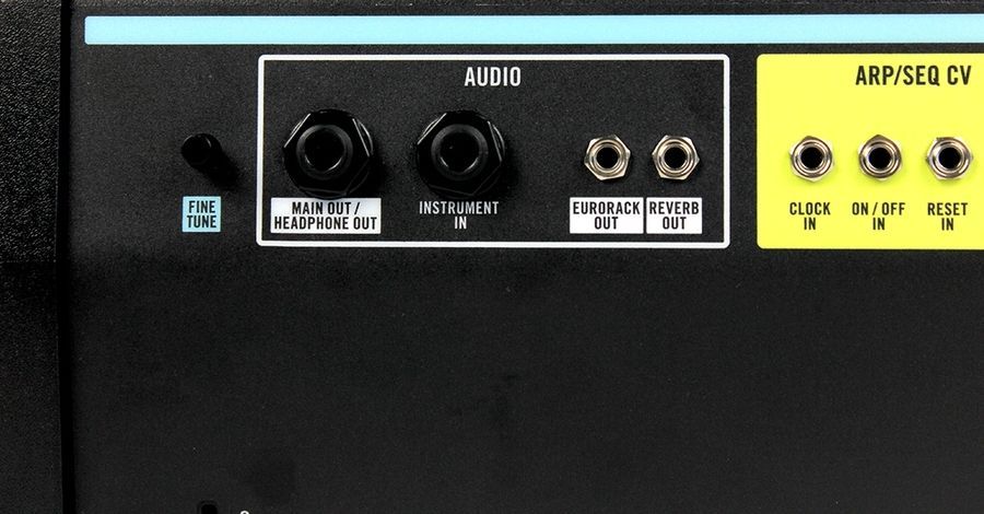 MOOG GRANDMOTHER Синтезатор аналоговий MG-0003 фото