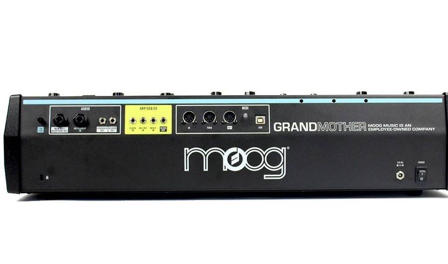 MOOG GRANDMOTHER Синтезатор аналоговий MG-0003 фото