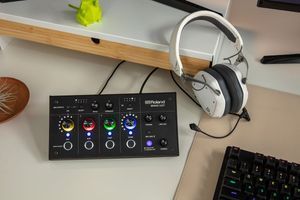 Roland анонсирует аудиоинтерфейс для геймеров BRIDGE CAST Dual Bus фото