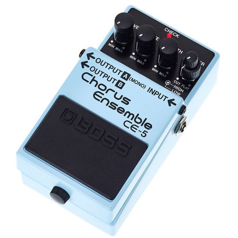 Педаль эффектов для гитары Boss CE 5 Chorus Ensemble BO-0036 фото
