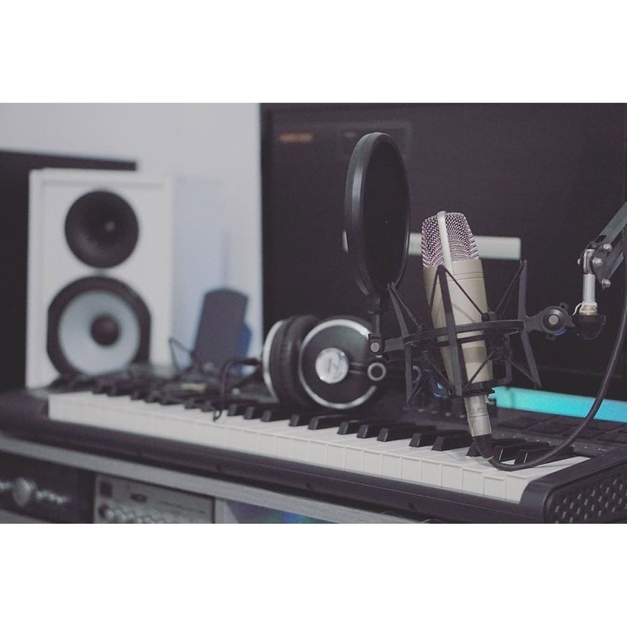 Cтудійний конденсаторний мікрофон Behringer B1 BE-0025 фото