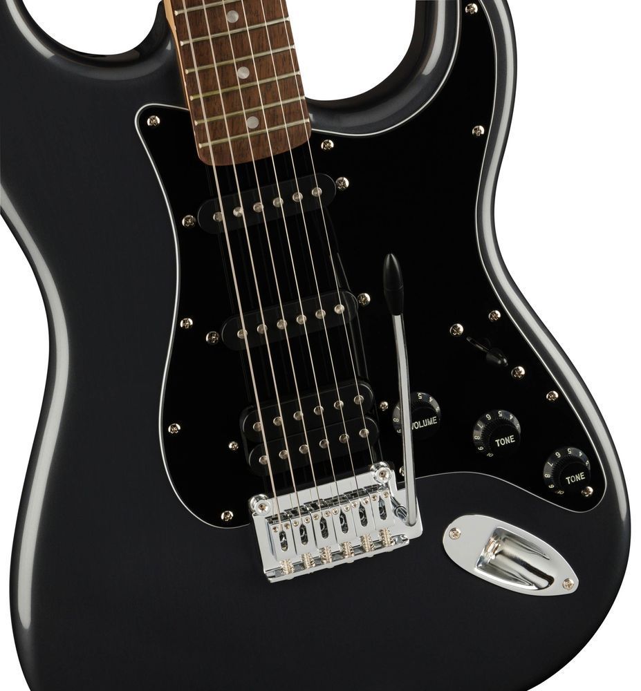 SQUIER by FENDER AFFINITY SERIES STRAT PACK HSS CHARCOAL FROST METALLIC Гитарный набор SQ-0072 фото