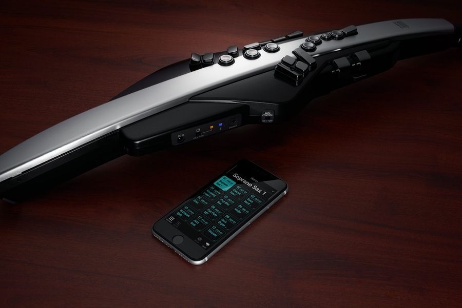 Цифровой духовой инструмент Roland AE30 Aerophone Pro RO-2791 фото