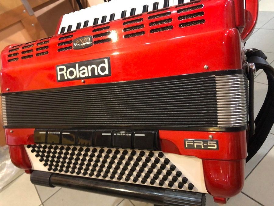 Цифровой аккордеон ROLAND FR5 RED RO-0581 фото