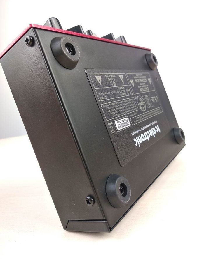 Комбоусилитель для гитар TC Electronic BAM200 TE-0179 фото
