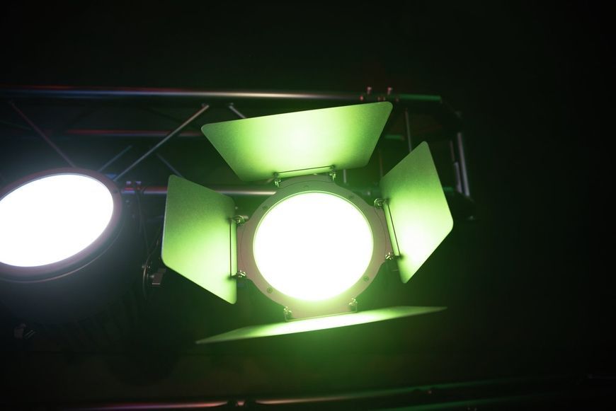 EUROLITE LED Theatre COB 100 RGB+WW EL-0174 фото