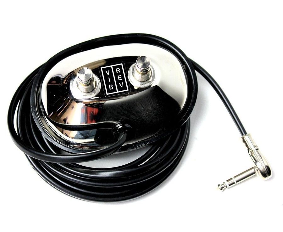 FENDER 68 CUSTOM DELUXE REVERB Гитарный комбоусилитель FE-0163 фото