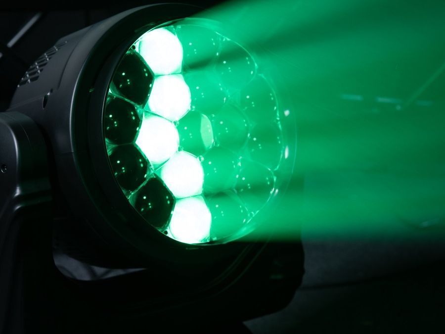 FUTURELIGHT EYE-1940 QCL Zoom LED Moving Head Wash FL-0016 фото
