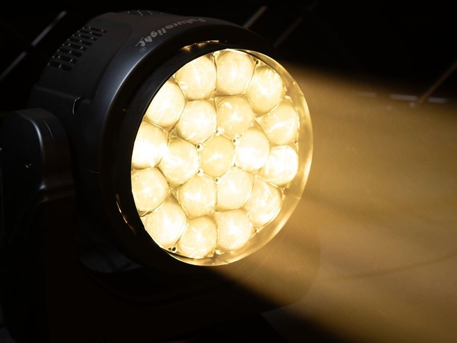 FUTURELIGHT EYE-1940 QCL Zoom LED Moving Head Wash FL-0016 фото