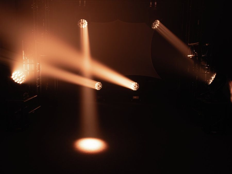 FUTURELIGHT EYE-1940 QCL Zoom LED Moving Head Wash FL-0016 фото