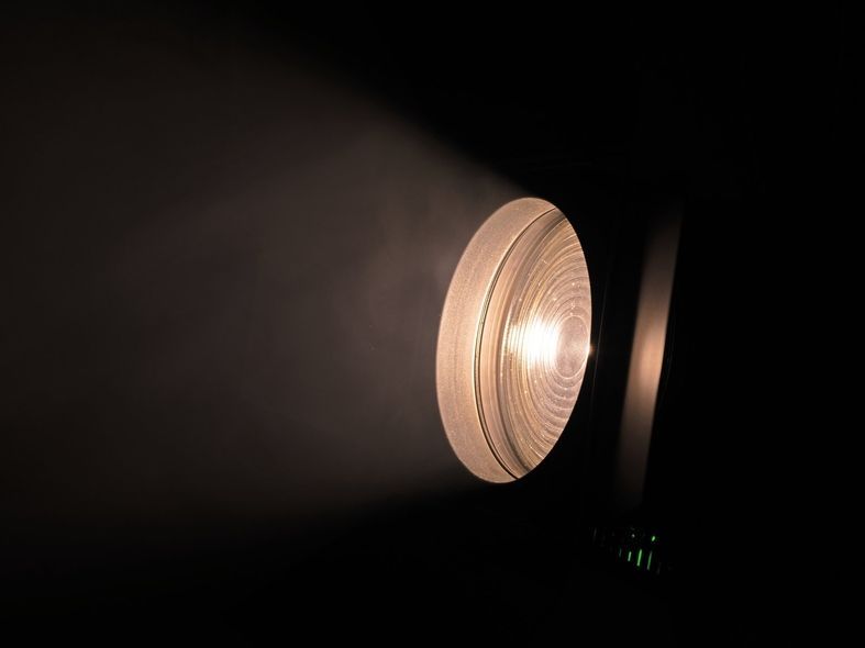 EUROLITE LED THA-150F Theater-Spot EL-0182 фото