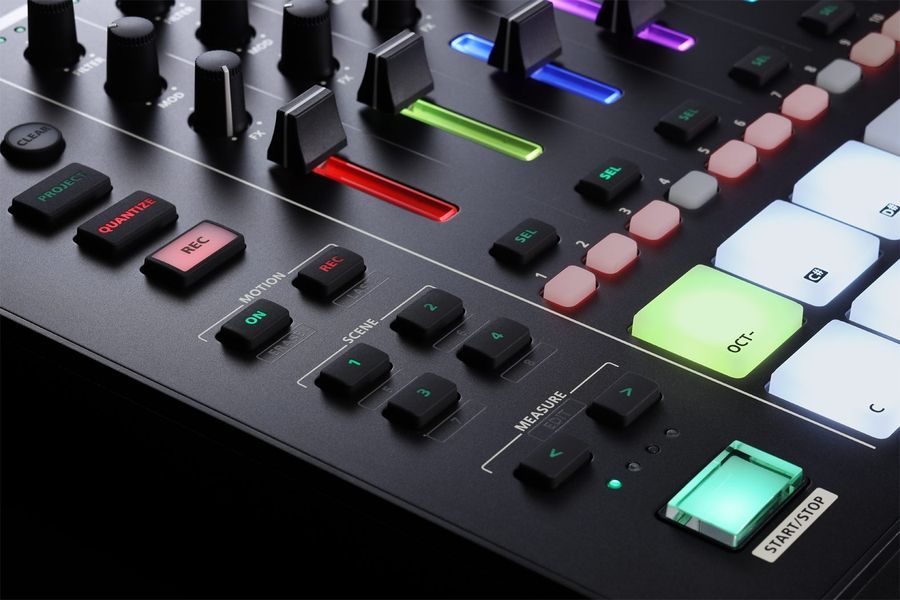 Грувбокс Roland MC707 RO-2692 фото