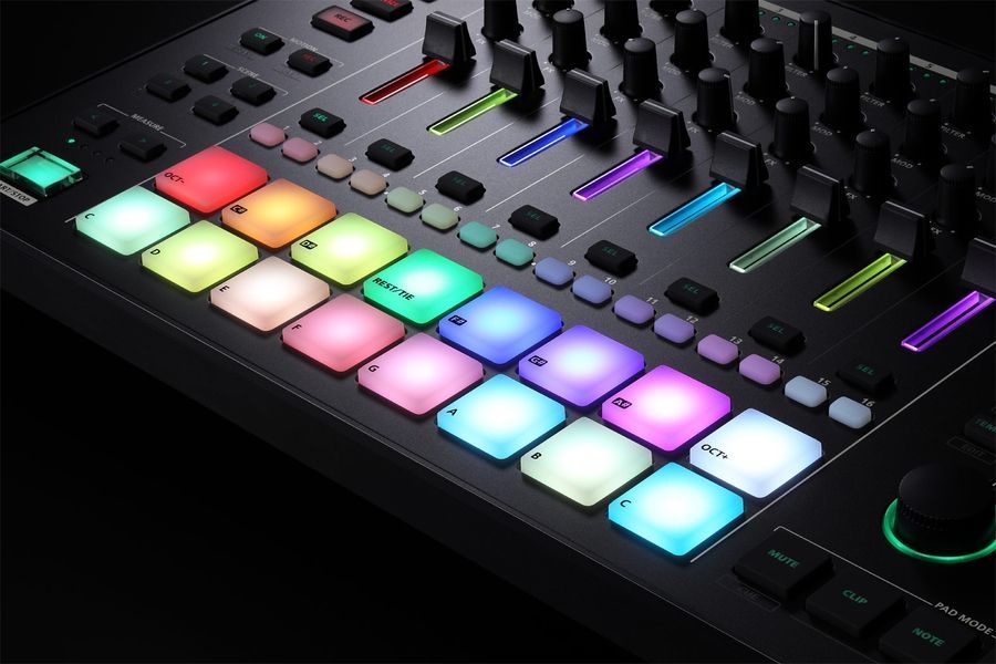 Грувбокс Roland MC707 RO-2692 фото