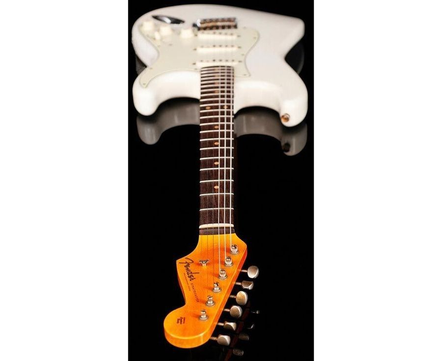 FENDER CUSTOM SHOP 1960 STRATOCASTER JOURNEYMAN RELIC AGED OLYMPIC WHITE Електрогітара FE-0292 фото