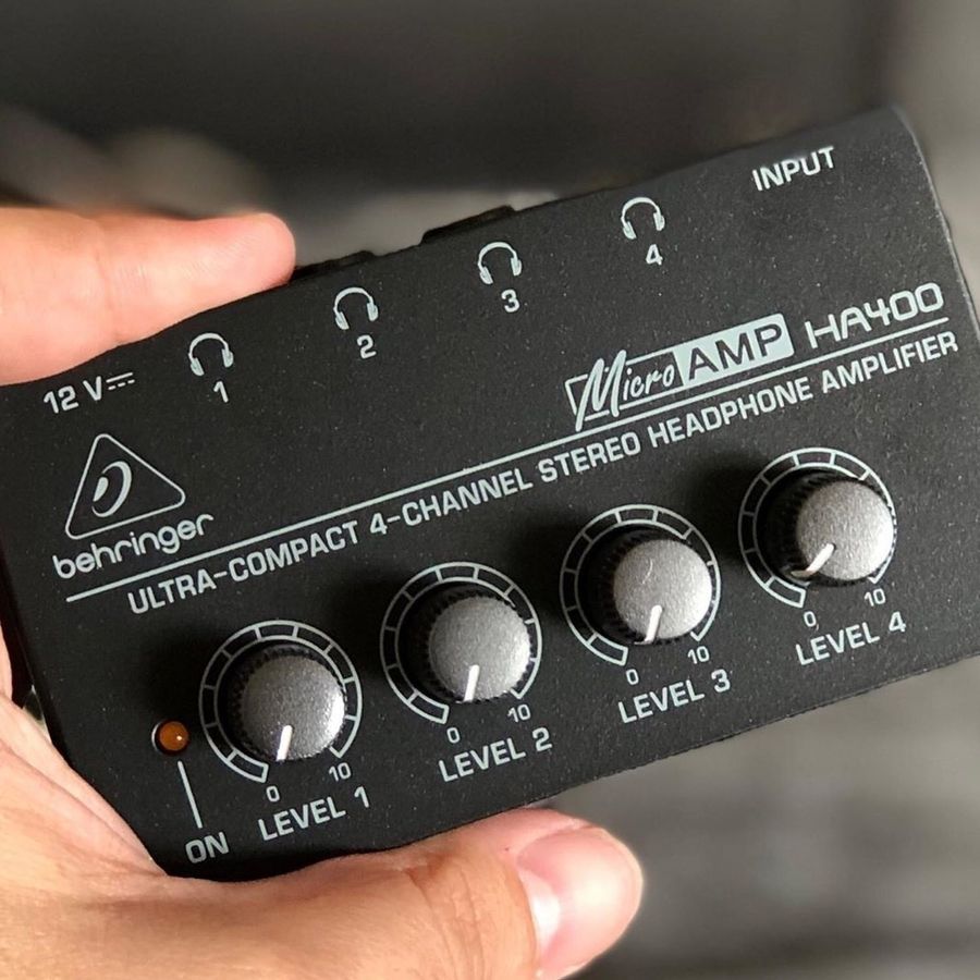 Підсилювач для навушників Behringer HA400 BE-0335 фото