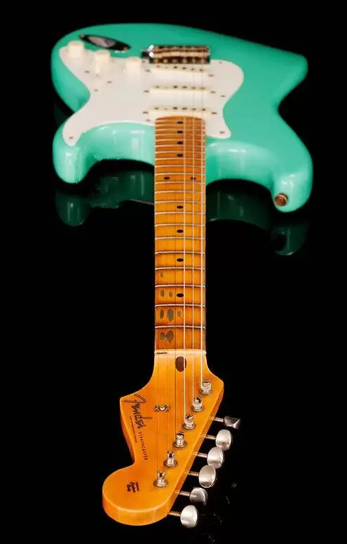 FENDER CUSTOM SHOP LIMITED EDITION 1957 STRATOCASTER JOURNEYMAN RELIC AGED SEA FOAM GREEN Електрогітара FE-0308 фото