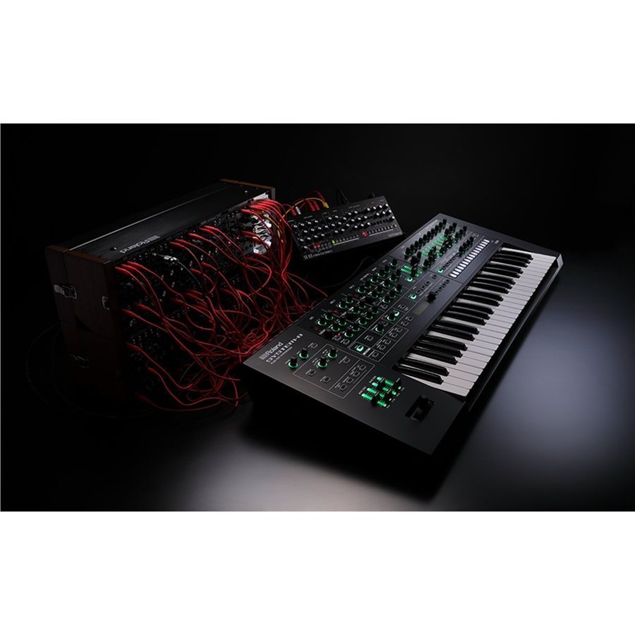 Синтезатор Roland&nbsp;System-8 RO-2146 фото