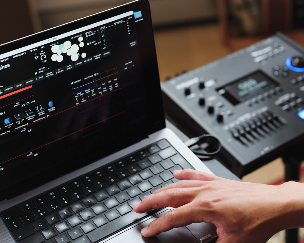 Електронна ударна установка Roland TD713