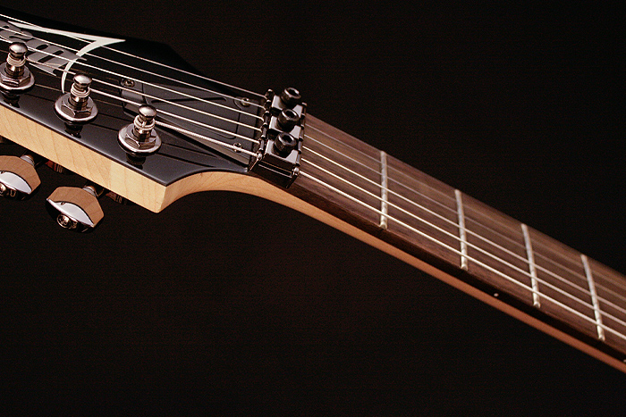 Електрогітара IBANEZ RG450DXB WH