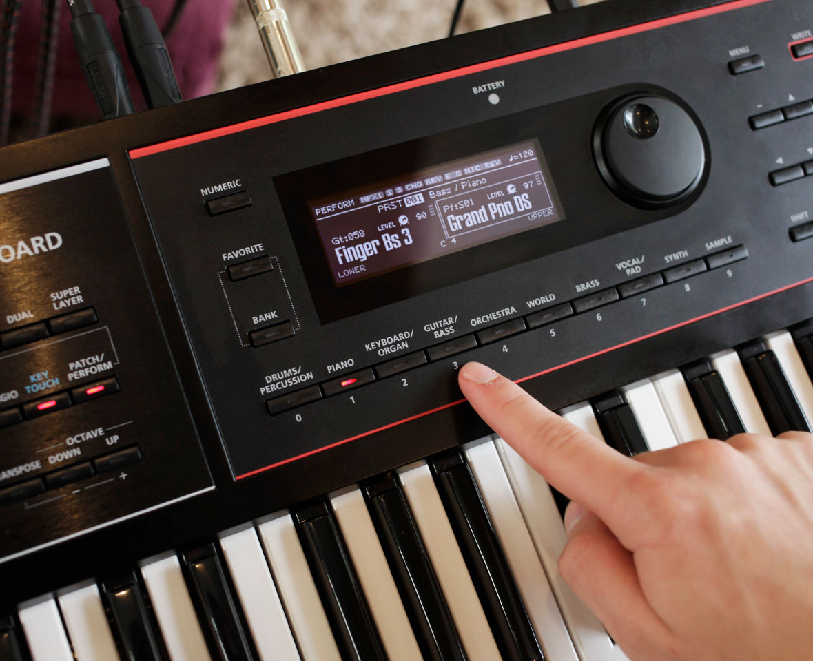 Синтезатор Roland Juno-DS76