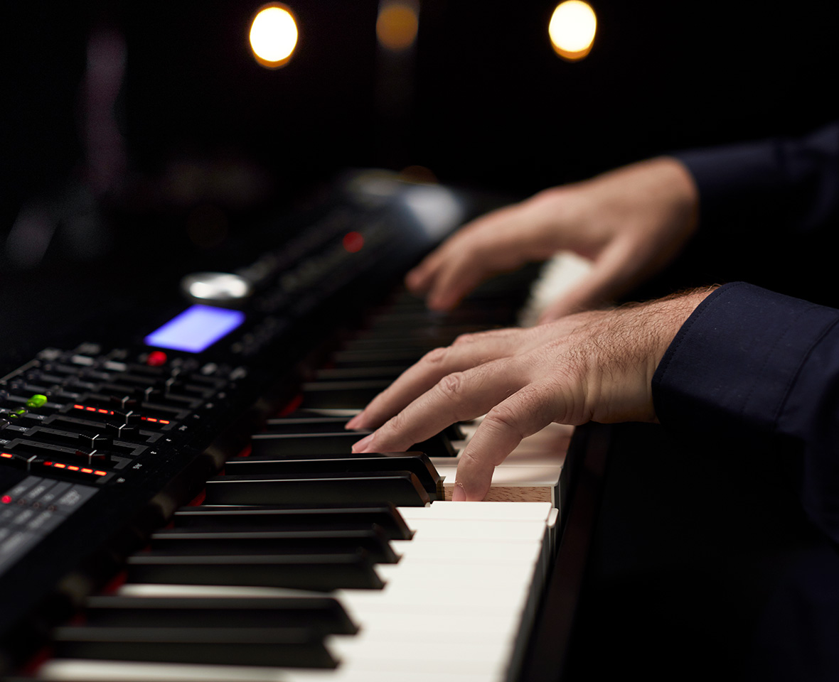Сценічне фортепіано Roland RD2000